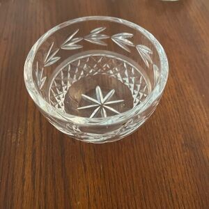 Galway Irish Crystal Small Cut Glass Nut Candy Bowl Laurel Diamond Starburst‎